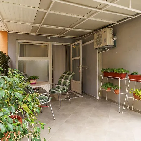 Suesses Studio-apartment 800 Meter Zum Mit Waschmaschine Und Parkplatz
