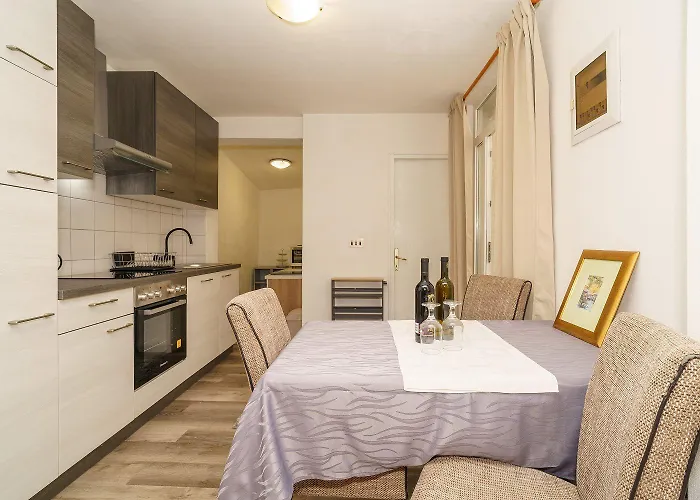 Apartament Suesses Studio-apartment 800 Meter Zum Mit Waschmaschine Und Parkplatz *